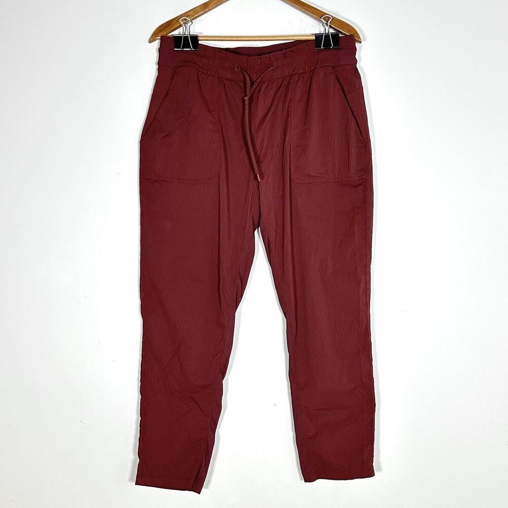 Lululemon Keep Moving‎ 7/8 Pant Size 12 Cassis Ribbed Mid Rise 26